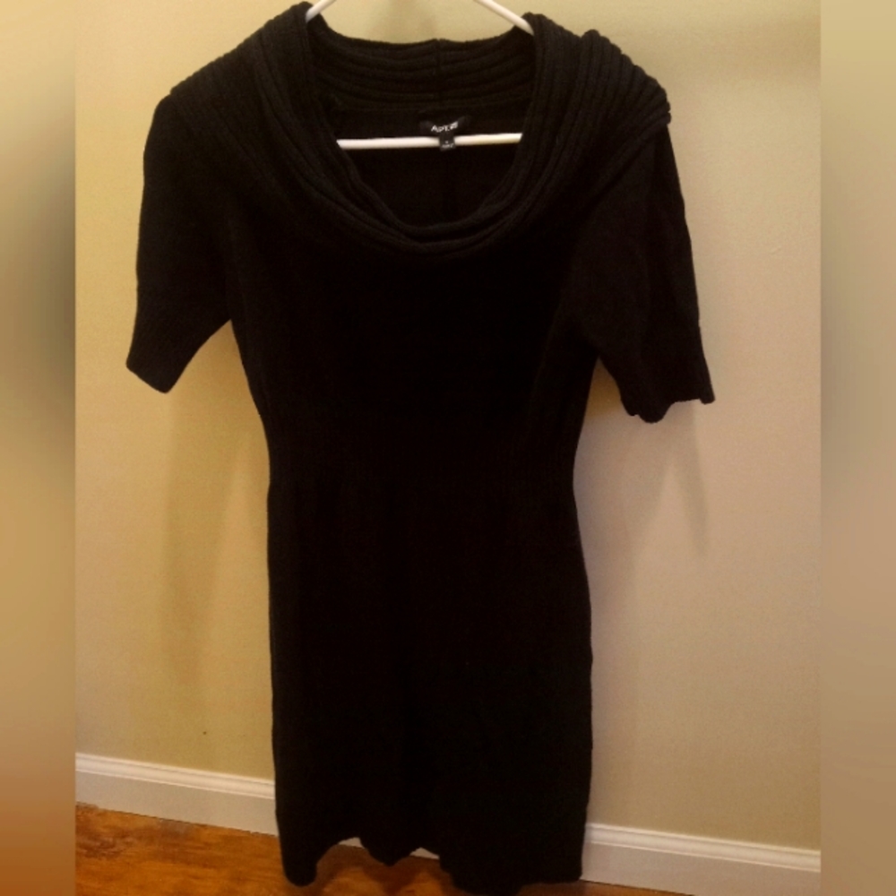 Apt 9 Sweater Crowl neck dress